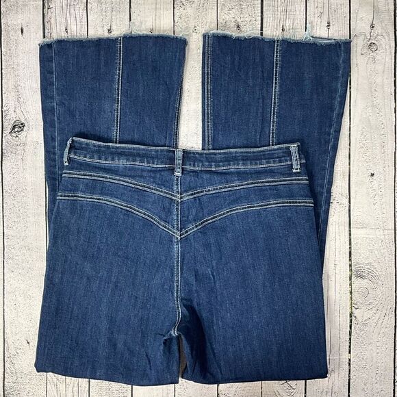 MODCLOTH Blanca Flared Jeans - Picture 2 of 5